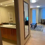 Euphoria Apartment *