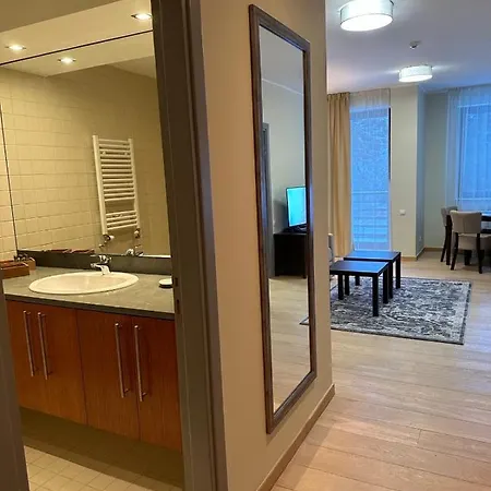 Euphoria Apartment *